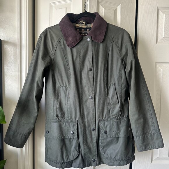 Barbour Women’s Classic Beadnell Jacket | Size 6 - Picture 5 of 5